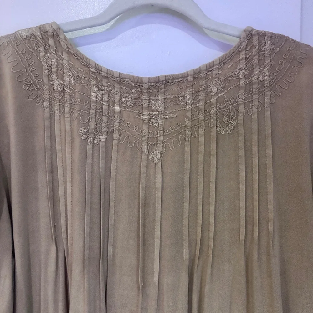Solitaire Tan Embroidered Rayon Tunic Top Boho Pleated Split Neck Medium